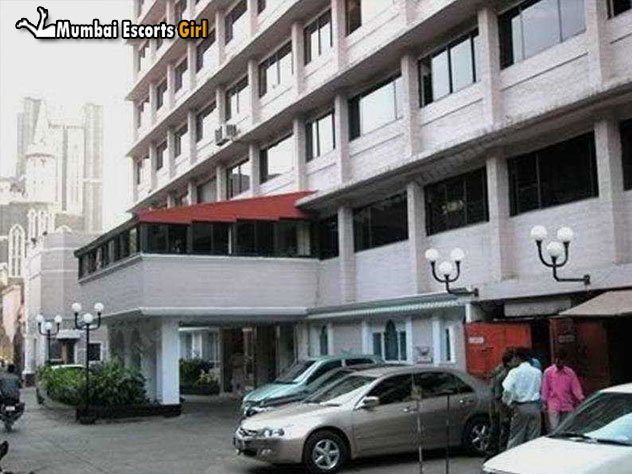 Comfort Inn Heritage Hotel Escorts in Mumbai